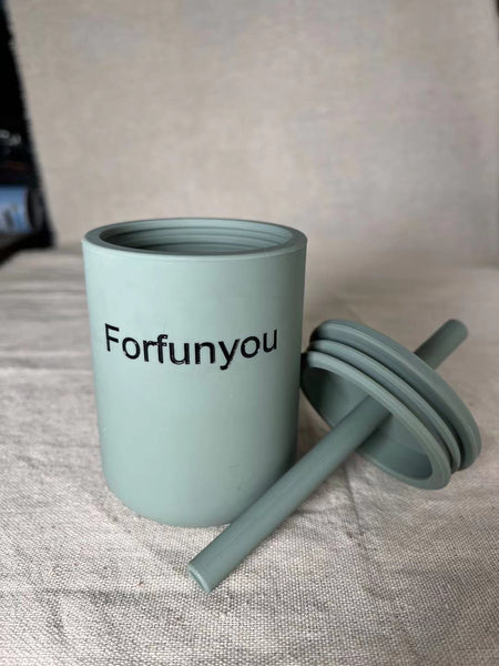 Forfunyou Silicone Training Cup with Straw Lid